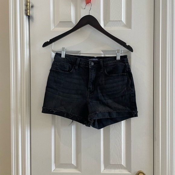 Black Calvin Klein Jean shorts - Picture 2 of 4